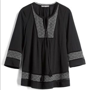 Stitch Fix l Daniel Rainn Carmelli Tie Tassel Crochet Neckline Knit Top, Small